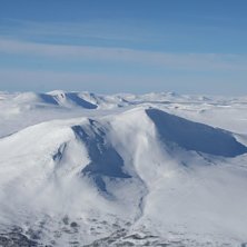 Kl&ouml;verfj&auml;llet med Kronakke i bakgrunden. Foto: Magnus.