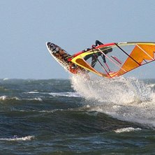 Staffan sl&auml;nger av en Cheese-Roll i det fina janu. Foto: Christian Carlsson. &Aring;kare: Staffan Bolminger.