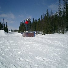 ok jag b&ouml;rjar n&auml;stan kunna raila!!!. Foto: andreas k dahl. &Aring;kare: tove sollander.