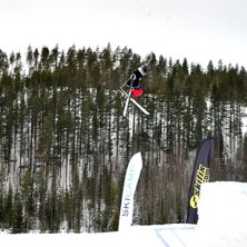 G&ouml;r en 540 tail p&aring; Skifix BigAir #2,. Foto: Pappa. &Aring;kare: Anton Niemi.