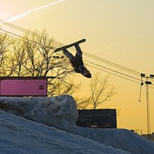 50-50 frontflip av. Foto: denis sopovic. &Aring;kare: lukas tavall (jag).
