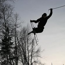 Tail Grab i cornern. Foto: Jonas Waldelius. &Aring;kare: Kalle Dahlb&auml;ck.