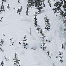 Karl &aring;ker riktigt djup sn&ouml; i Rogers! Urs&auml;kta de. Foto: Emil Rydell. &Aring;kare: Karl Norling.