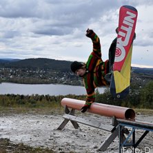 Kalle lyckas med sitt rail f&ouml;rs&ouml;k ;p. Foto: Dino Vulic. &Aring;kare: Kalle Karlstr&ouml;m.