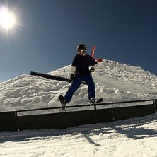 Railsickness p&aring; freeride. Foto: Anton Lundborg. &Aring;kare: Anton Villberg.