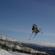 180 Ghettograb. Foto: Kristoffer Berg. &Aring;kare: Christoffer Karlsson.