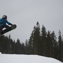en liten grab i kl&auml;ppen. Foto: jenny nilson. &Aring;kare: ludvig karlsson.