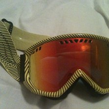 jag undrar vilken modell detta &auml;r?. Foto: jag. &Aring;kare: mina glas&ouml;gon.