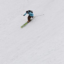 Foto: Johan Hellman. &Aring;kare: Janette Hargin br&auml;nner in p&aring; en f&ouml;rstaplats i damklassen..