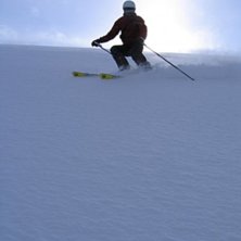 Tolkade upp med skoter och &aring;kte fr&aring;n Gaemon vid . Foto: Samuel Vikstr&ouml;m. &Aring;kare: Anders Mattisson.