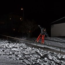Drog ut en sv&auml;ng och spottade hand rails efter at. Foto: Emil Johansson. &Aring;kare: Sackarias John.