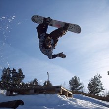 sw front flip p&aring; en h&auml;rlig spring session dag. Foto: Rasmus Eriksson. &Aring;kare: Peter Lindstr&ouml;m.