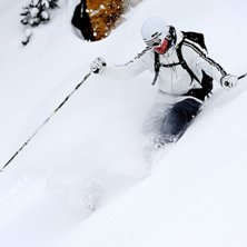 Foto: Klaus Esser. &Aring;kare: Adam Esser.