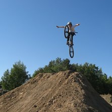 tuck no hand. &Aring;kare: Jesper Nyborg.
