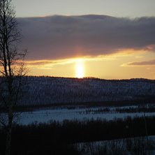 Sk&ouml;nt ljus &Ouml;ver hemavan. Foto: Johan Hedlund.