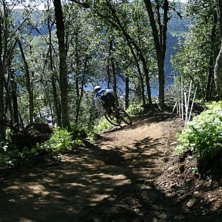 b&ouml;rjan av flinbanan. Foto: Eric h&ouml;glund. &Aring;kare: random.