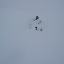 Pudersn&ouml; i pisten. Foto: David Johansson. &Aring;kare: Stefan Molander.