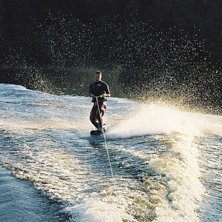 Sk&ouml;n sommarkv&auml;ll med grabbarna!. Foto: Magnus Nystr&ouml;m. &Aring;kare: Roger Carling.
