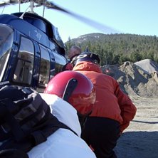 P&aring; v&auml;g in i helikoptern. Foto: Magnus Edblom.