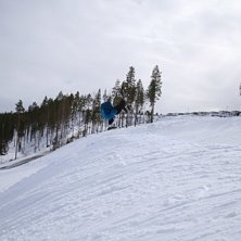 Frontflip. Foto: Peter Hesse. &Aring;kare: Filip Hesse.
