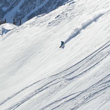 En h&ouml;gfartssv&auml;ng ner i Superbowl. Foto: Per Nyberg. &Aring;kare: Emil Rydell.