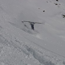 fredrik l&auml;r sig pumpa puder. Foto: per-erik edvardsson. &Aring;kare: Frederiko lindel&ouml;v.