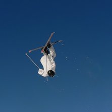 B-flip Med tailf&ouml;rs&ouml;k. Foto: Daniel Granberg Riley Andres. &Aring;kare: Mich.