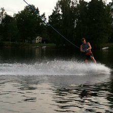 lite wake. &Aring;kare: tee2.