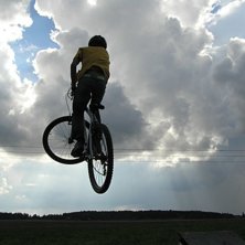 Foto: Oskar Larsson. &Aring;kare: Emil Larsson.