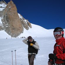 Jag och guiden Romain nere i vall&eacute; blanche.. Foto: Karin Ekstr&ouml;m. &Aring;kare: Stefan och Romain.