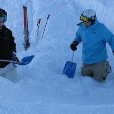 shapening av back country hopp. Foto: johan nerlund. &Aring;kare: ludvig nerlund och jesper.