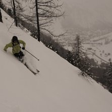En herlig pudderdag i White Rabbit, med utsikt ove. Foto: Simen Sundt. &Aring;kare: Rune Nyheim.