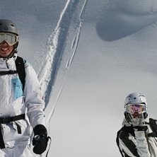L&auml;ngtar tillbaka till dessa dagar nu n&auml;r h&ouml;sten. Foto: Felix Grunert. &Aring;kare: Rikard Lindblad och Patrik Hammarlund.
