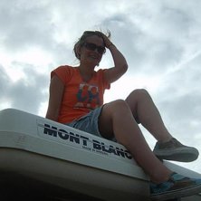 H&ouml;jdskr&auml;cksterapi p&aring; takboxen.. Foto: J&uuml;rgen. &Aring;kare: Charli.