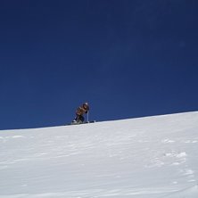 Efter lite skr&aring;ande kan man hitta lite bra brant�. Foto: Pappa Jokke. &Aring;kare: Alex Eriksson.
