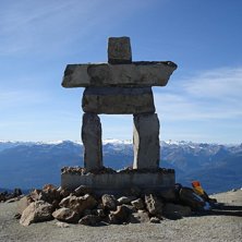 P&aring; toppen av Whistler mtn. The natives h&aring;ller ko. Foto: Sofi Johansson.