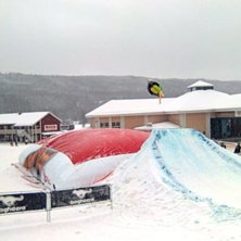 Testar bigairbag med bio 5. Foto: bj&ouml;rn andren. &Aring;kare: Hampus welander.