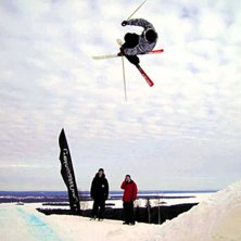 N&aring;n pro som hoppar grymt.... Foto: Dan Asplund. &Aring;kare: N&aring;n pro.