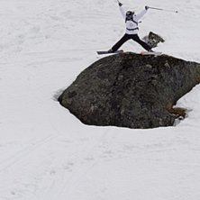 Foto: Johan Hellman. &Aring;kare: Rebecka Eriksson str&auml;cker p&aring; sig s&aring; mycket det bara g&aring;r..