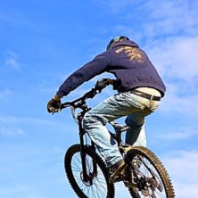 cyklar lite till. Foto: Kw Olsson. &Aring;kare: Love G&ouml;ransson.