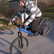 Tobbe tog lite fart o gjorde en liten stoppy :D. Foto: David Herrwaldsson. &Aring;kare: Tobbe Herrwaldsson.