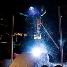 &amp;quot;H&ouml;jdhopp&amp;quot; p&aring; railsession p&aring; . Foto: Sofia Karlstr&ouml;m. &Aring;kare: Vet ej.
