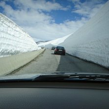 p&aring; v&auml;g till ski center. Foto: ossi johannesson. &Aring;kare: stryn sommer ski.