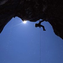 Jonas Malmqvist p&aring; v&auml;g ner I La Clusaz . Foto: Fredrik Schenholm. &Aring;kare: Jonas Malmqvist.