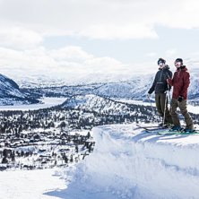 S&oslash;ndag! 
Godmorgon :)! 
Trenger du en kickstart .
