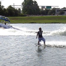 endags tr&auml;ning i cablepark med tr&auml;naren Addison. Foto: Sofia Isaksson. &Aring;kare: Mikaela Isaksson.