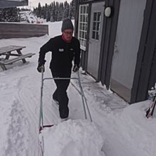 ????️????️????️
15 cm med nysn&oslash; p&aring; topp (b.