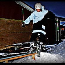 Mitt egna rail som jag f&ouml;rs&ouml;ker k&ouml;ra p&aring;. Foto: Pappa. &Aring;kare: Filip Ehrenst&aring;hle.