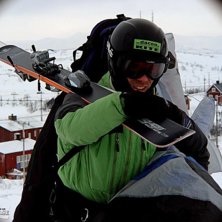 Ola vandrar upp mot vinden.. Foto: SamHansson. &Aring;kare: Ola.