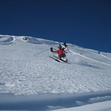 F&ouml;rs&ouml;kte f&aring; till en liten shysst pose med mycke. Foto: andreas jansson. &Aring;kare: alexander engvall.